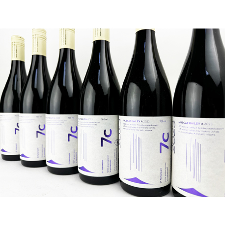 セブンシダーズワイナリー マスカット・ベリーA 2023 750ml