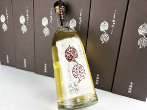 八海山本格米焼酎　オーク樽貯蔵　風媒花（ふうばいか）720ml　バナー